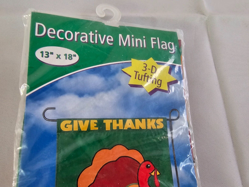 FLAGS Decorative Garden Lot 6 (NEW) Enhanced Christmas Snow Hummingbirds +++ - Picture 14 of 15