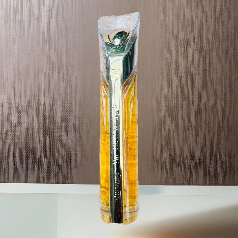 MURMURE EAU DE TOILETTE SPRAY 1,6 OZ DE VAN CLEEF & ARPELS Foto 4 de 4