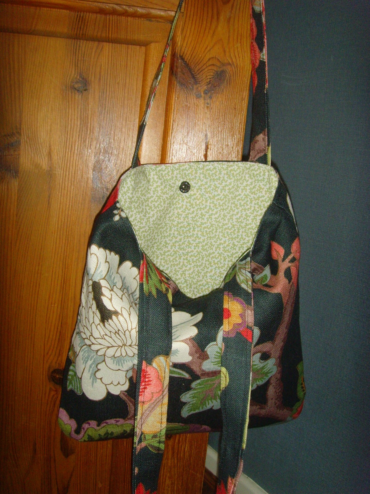 Picture 2 of 3