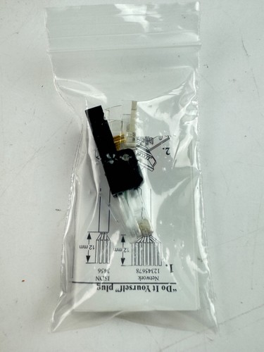 CABLES TO GO USB SUPERBOOSTER TRANSMITTER WALL PLATE # 29344 - Picture 5 of 10