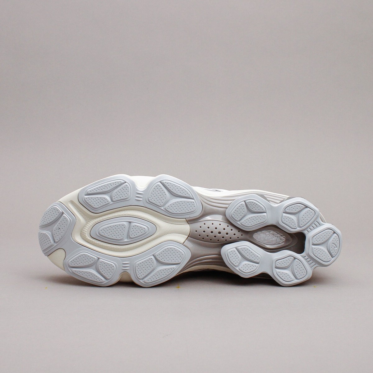 Asics Sportstyle Gel-Kinetic Fluent White Running New Men Asics Sportstyle Gel-Kinetic Fluent White Running New Men
