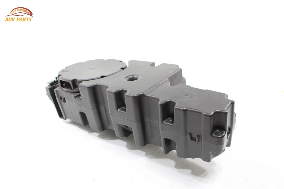 2018 - 2020 BENTLEY BENTAYGA REAR SUBWOOFER SUB WOOFER SPEAKER BASS BOX OEM - Image 4 of 4