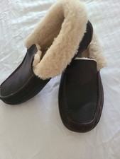 UGG Ascot Men Size 10 Dark Brown Leather and Suade Shearling Slippers Moccasin