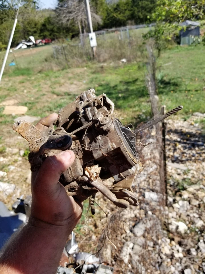 Chevelle Malibu SS 1965 1966 Chevy II 283 Rochester 2GC 2 carburador 7024110 Foto 3 de 4