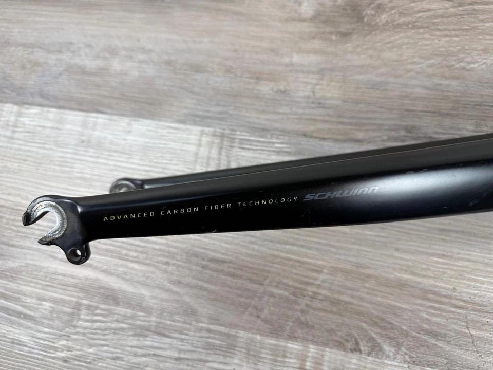 Schwinn Advanced Carbon Fiber Fork 700c X-F07 Road Bike - Image 4 of 4