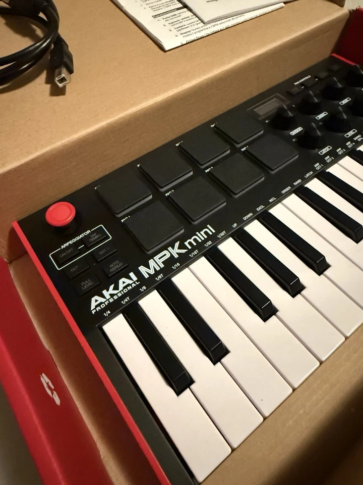 Akai Professional MPK Mini - Immagine 4 di 4