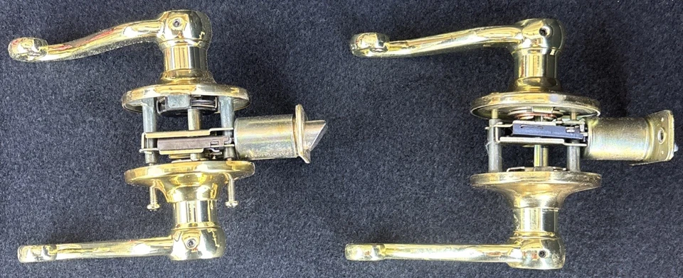 Lote 2 Palanca de Pasaje ULTRA Hall & Closet Latón Pulido Serie Gettysburg Foto 4 de 4