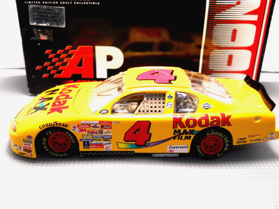Bobby Hamilton #4 KODAK MAX Film 2000 Chevrolet Action Nascar diecast 1/24th