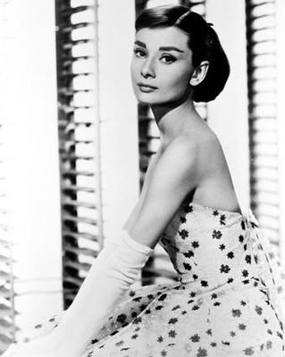 Audrey Hepburn 1957 Photo Poster, Unframed Poster Wall Art Decor
