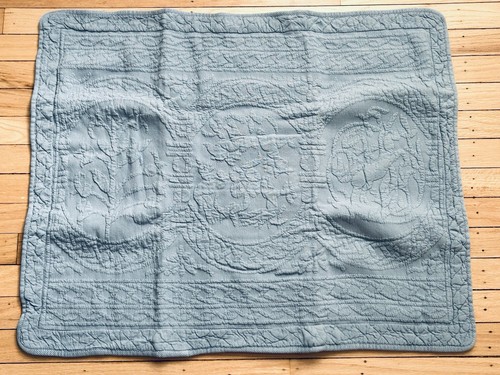 2 Williamsburg Blue STD Pillow Shams NEW Matelasse William & Mary VTG Portugal - Picture 2 of 8