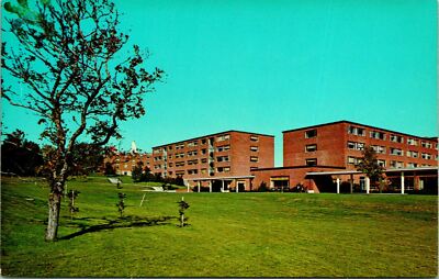 UVM Burlington VT Redstone Campus Coolidge Hall Postcard unused (18923)