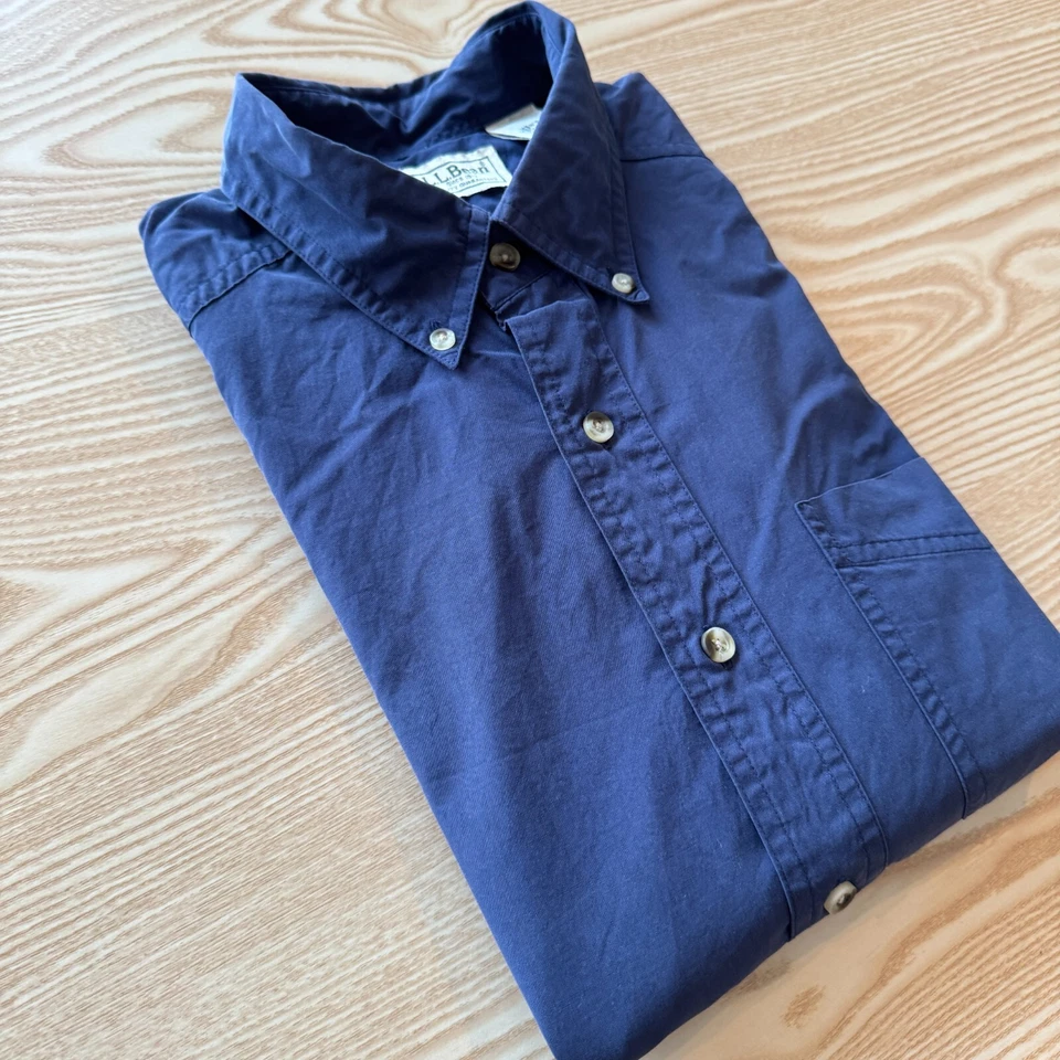 L.L.Bean Medium Shirt Mens Blue 24" Pit-to-Pit Designer Fashion Short Sleeve Men - Image 3 of 4