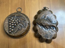 2 moldes antiguos de gelatina de cobre franceses de la década de 1870 - molde de pescado y molde de uva únicos raros