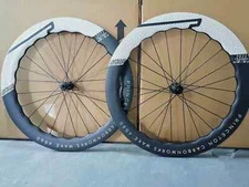 700c Carbon Fiber Road Bicycle Wheelset 65mm Depth U Shape Clincher/Tubeless