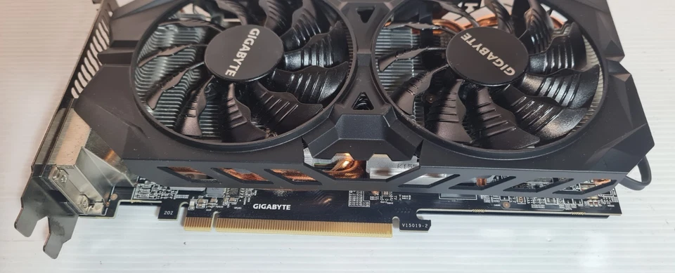GIGABYTE AMD Radeon R9 380 4GB GDDR5 G1 Gaming Graphics Card GPU - Image 4 of 4