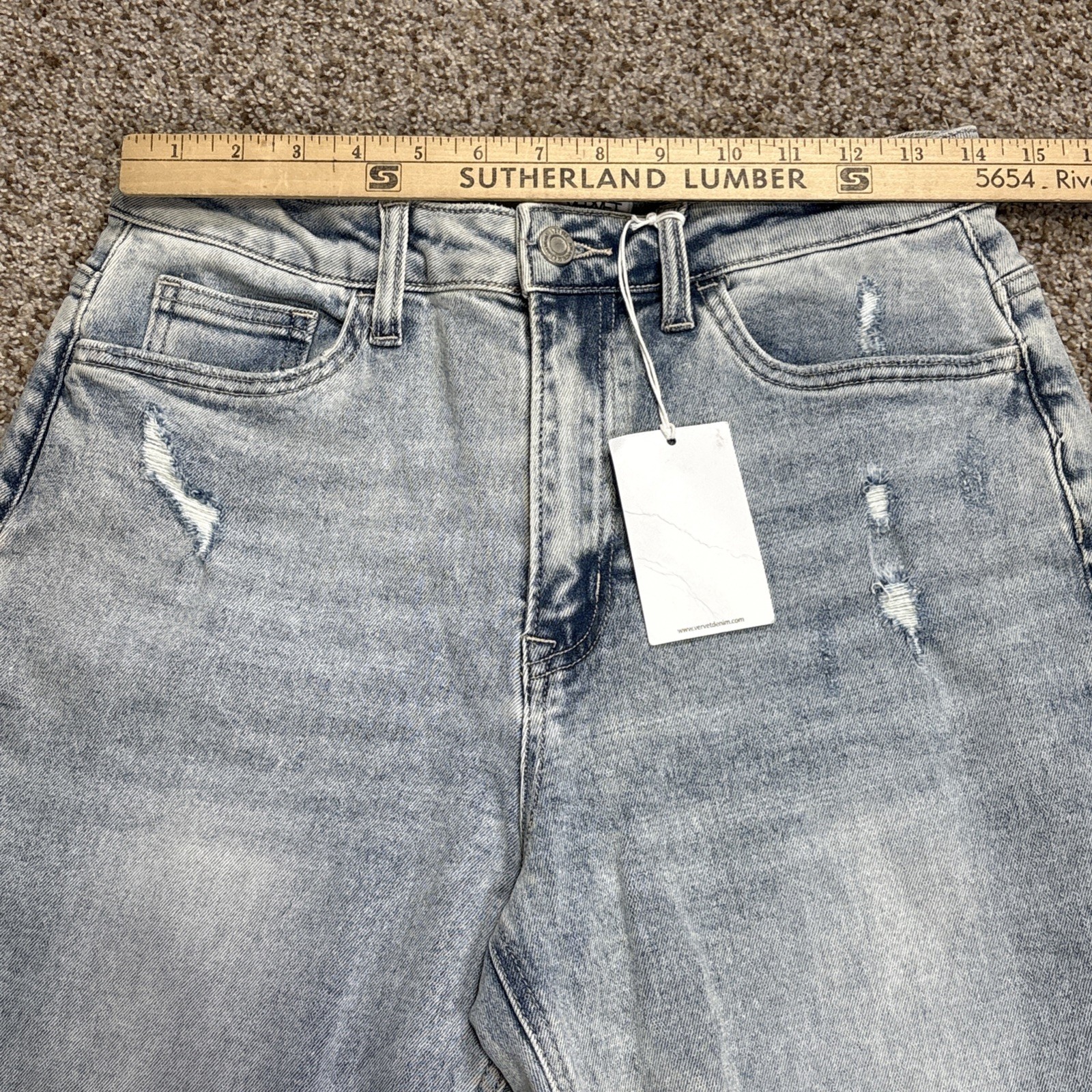 Vervet Blue Erika women’s blue jeans 28 X 25 distressed NEW - View 10