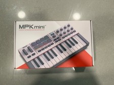 Akai Professional MPK Mini IV 25-Key MIDI Keyboard Controller - White