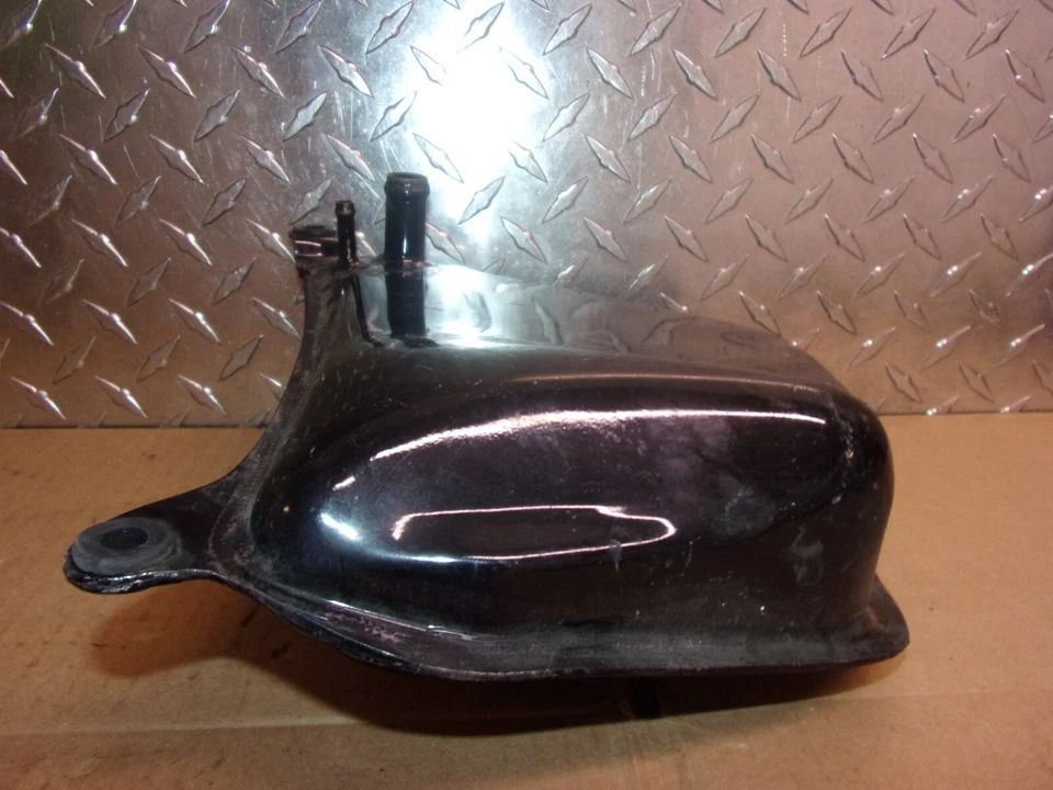 737 B YAMAHA VIRAGO XV 1100  XV1100 1996 OEM GAS TANK RESERVOIR RESERVE Foto 2 de 4