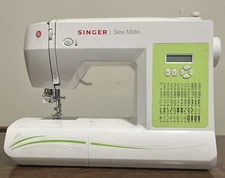 SINGER 5400 Sew Mate Computerized Sewing Machine w 154 Stitch Application (M16)