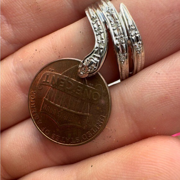 Rare solid platinum genuine diamond snake ring hi… - image 7