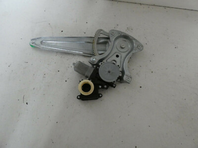 Toyota Auris BJ 2012 Fensterhebermotor hinten links 85701-02010