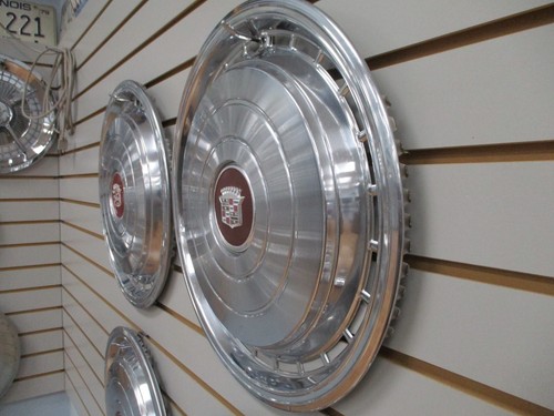 1978 CADILLAC DeVille Wheel Cover Hubcaps OEM SET 78 2029 - Picture 5 of 10