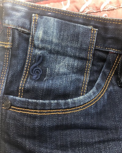 Pantalones de mezclilla para hombre Maxime Cossoguy rectos algodón lavado oscuro 30” X 32” $285 nuevos con etiquetas - Imagen 10 de 12
