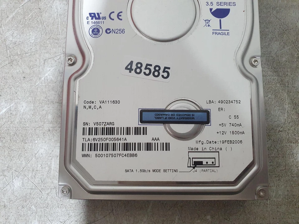 Maxtor 6V250F0 Hard Disk Drive DiamondMax 10 250GB SATA 3.5'' For Desktop, PC - Image 3 of 4