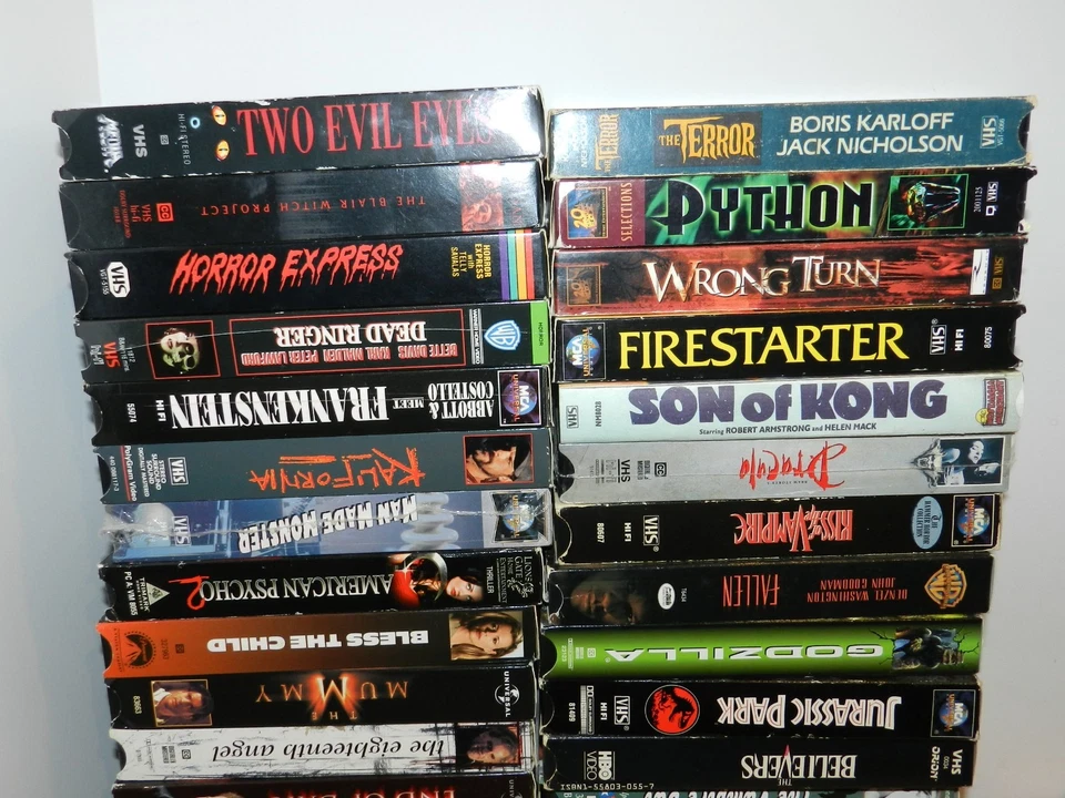 Huge lot of 50 VHS Movies Films HORROR Lots w/ Sleeves - Image 2 of 4