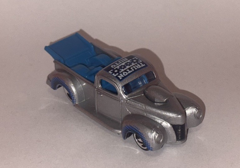 HOT WHEELS Loose '40 Ford Pickup (Silver Version)