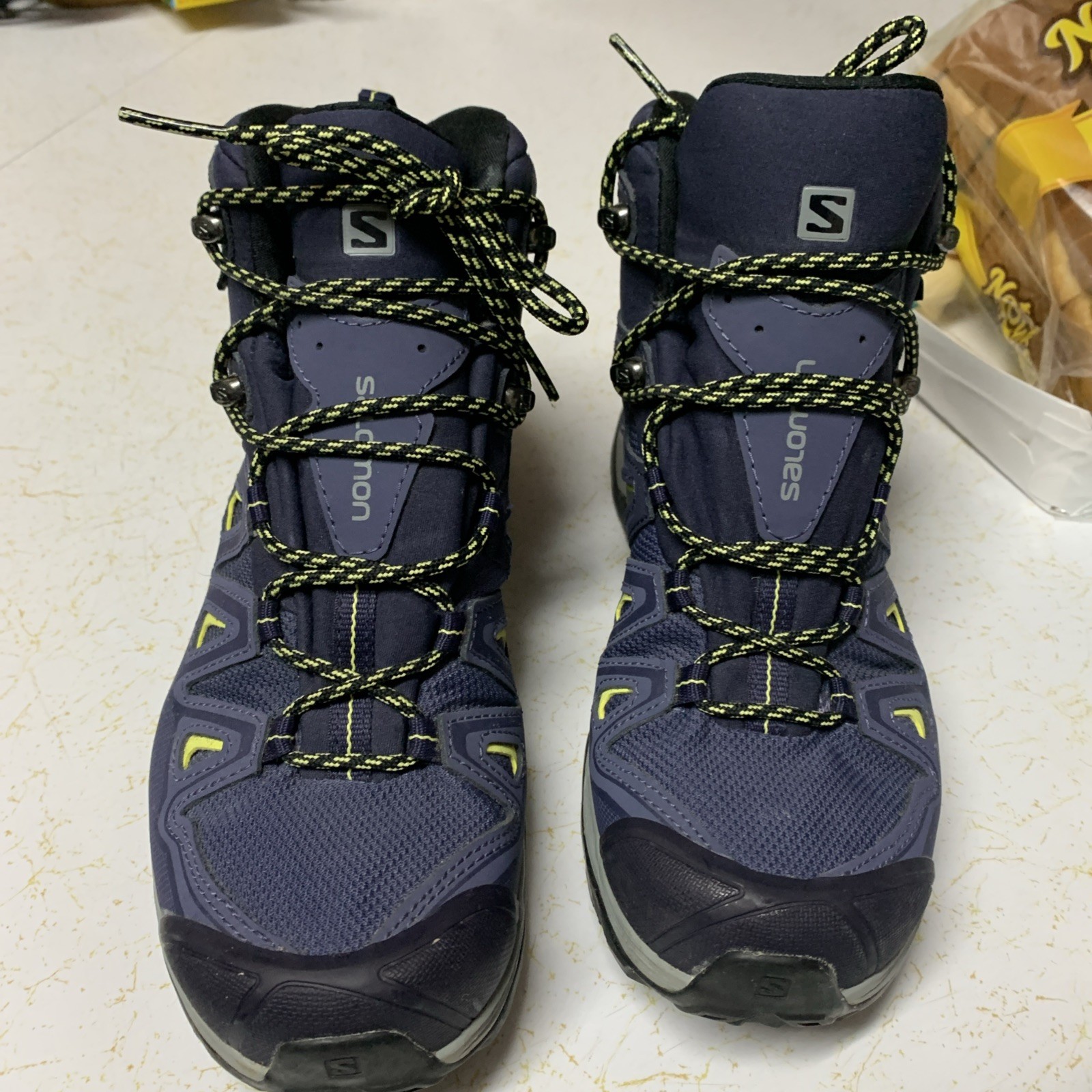 Stivali da trekking donna 8 5 Salomon X Ultra Contagrip GoreTex Ortholite