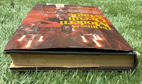 THE RITES OF MODERN OCCULT MAGIC FRANCIS KING HARDCOVER 1971 1ST AMERICAN ED - Picture 9 of 10