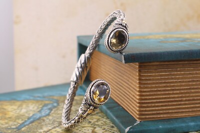 Handgefertigtes Sterling Silber Libelle Armband mit Citrin und Goldakzenten
