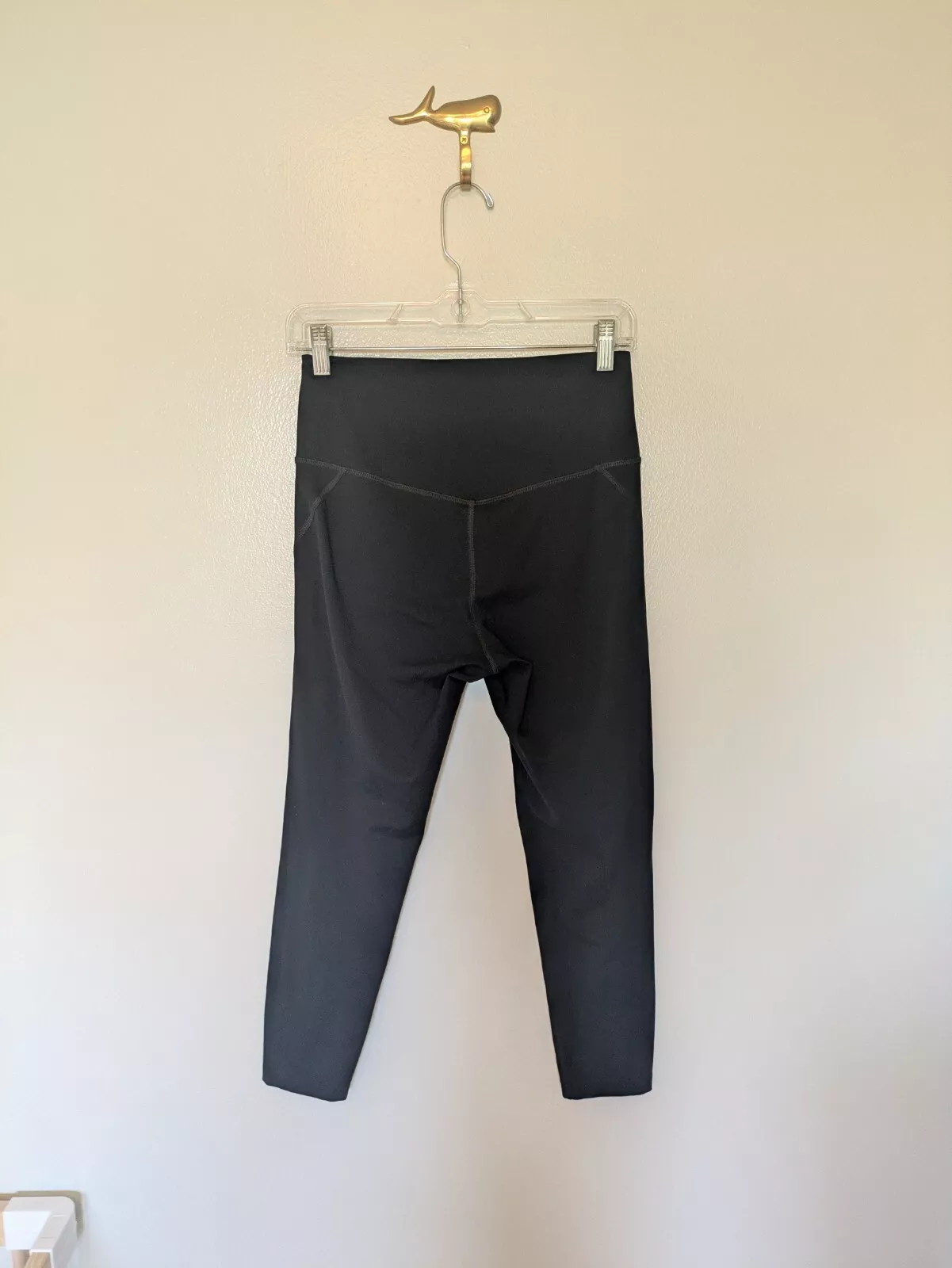 girlfriend-collective cropped leggings