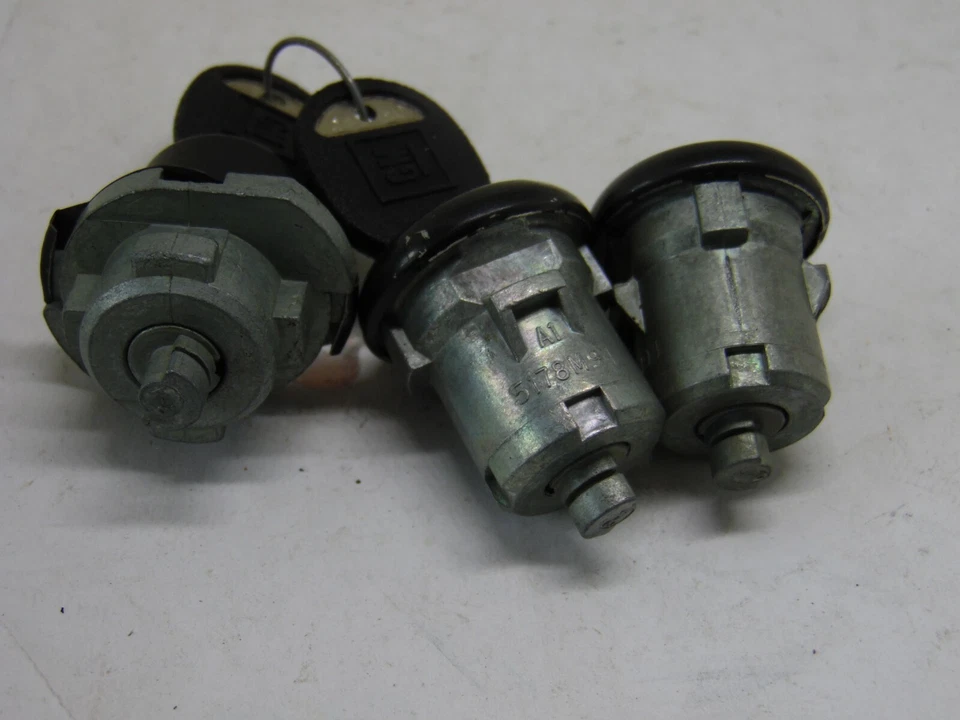 СТАНДАРТНЫЙ DL-170 ЗАДНЯЯ И ПЕРЕДНЯЯ ДВЕРЬ ЗАМОК ЦИЛИНДР НАБОР НОВЫЙ ИЗ СТАРЫХ ЗАПАСОВ  - Изображение 4 из 4