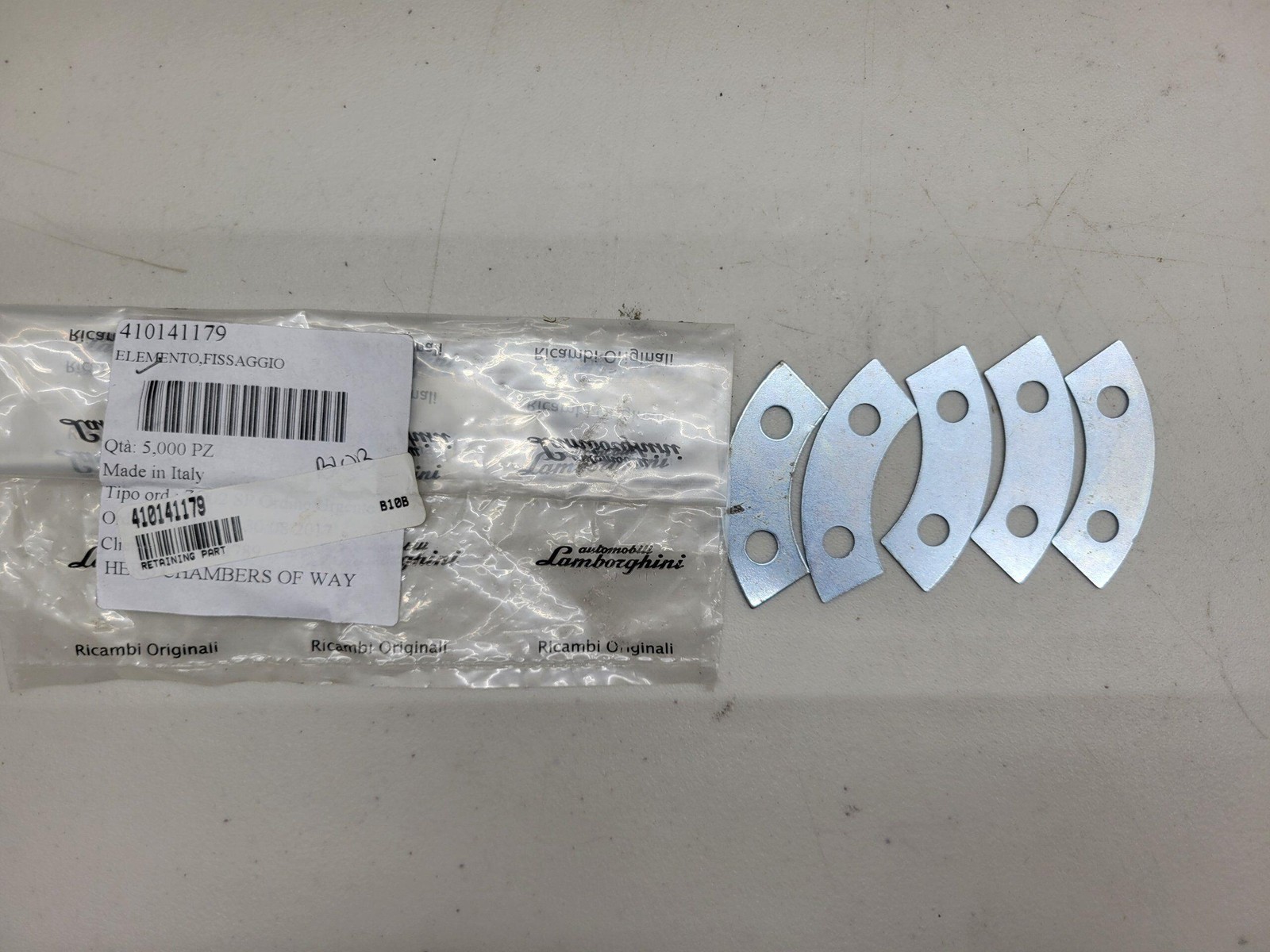 Lamborghini Retaining Plate 410141179