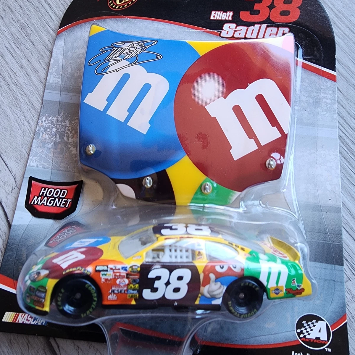 Winner's Circle Elliott Sadler Diecast Sport & Touring Cars for