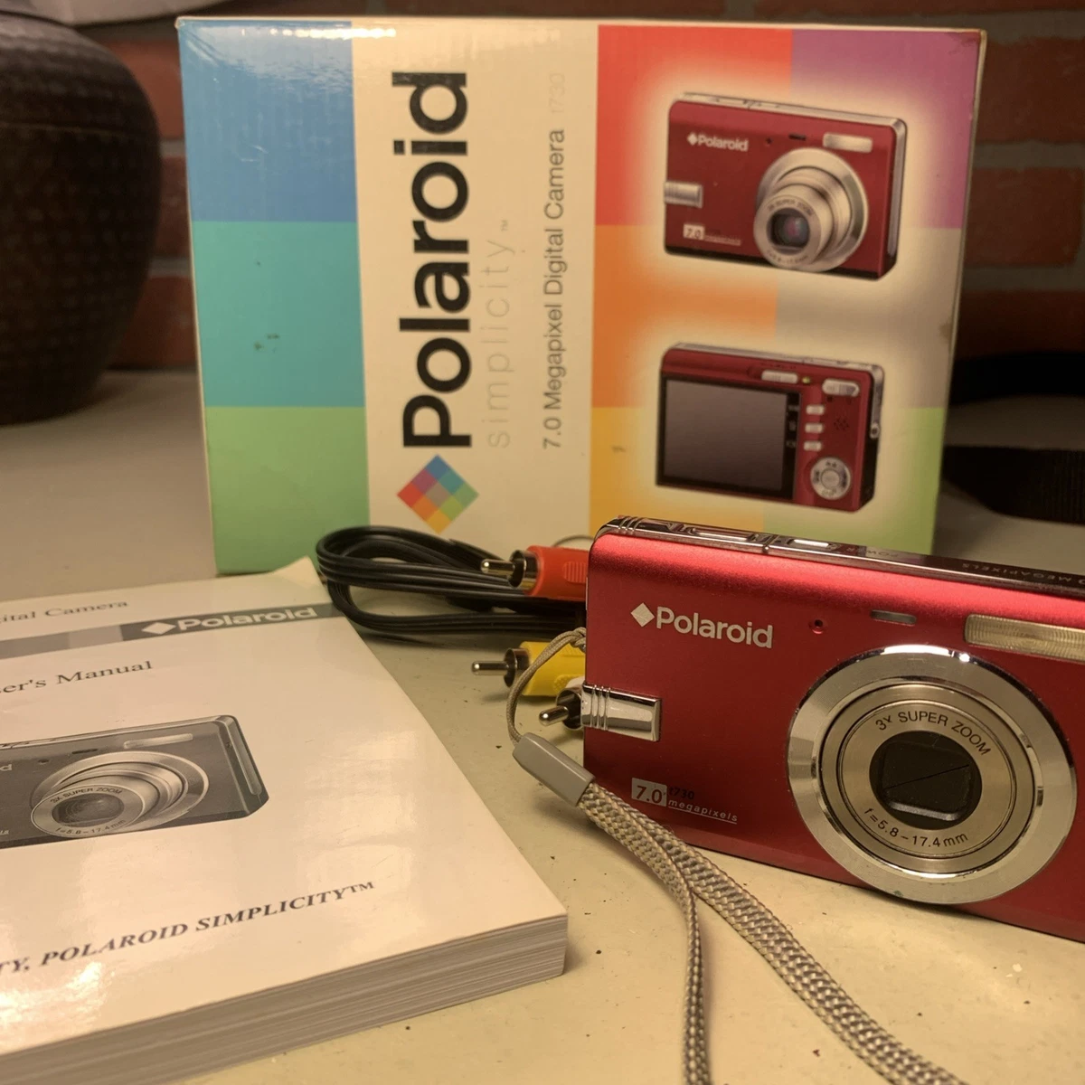 箱付き Polaroid t730 7.0メガピクセル デジタルカメラ シルバー Polaroid Digital Cameras 7-7.9 MP Maximum Resolution for Sale