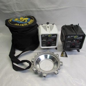 Lot (2) Paul Buff Alien Bees B1600 640WS Studio Pro PhotoFlash w/Soft Case - USA