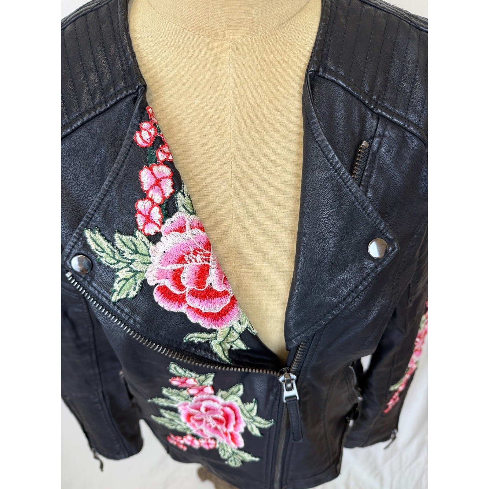 Top Shop Black Faux Leather Embroidered Moto Jacket Womens 10 / Medium #1-0166 image 6