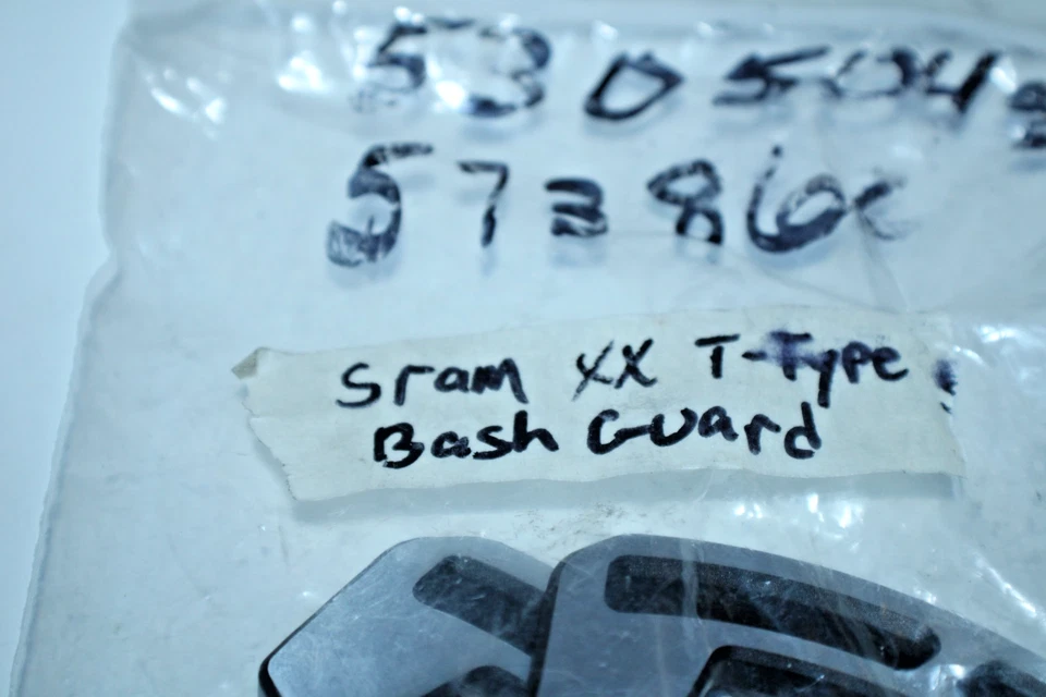 SRAM XX Eagle T 型曲柄组冲击 Bash Guard 32T 银色/黑色 美国快速发货 — 第 4/4 张图片