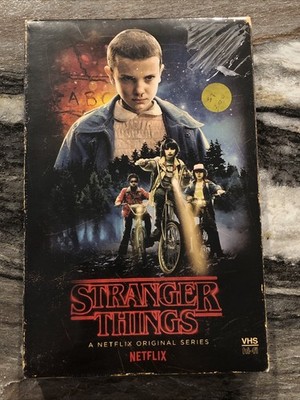 Stranger Things Season 1 Blu-ray 2016 Retro VHS Style Limited Box Set New Sealed