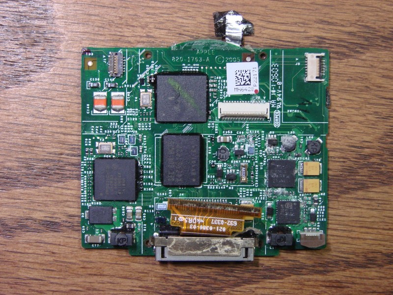 Original iPod Classic 5th Gen 30GB Logic Board Motherboard 820-1763-A No Power