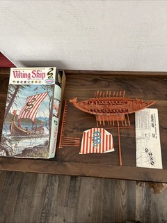 VTG AURORA PLASTIC MODEL KITS VIKING DRAGON SHIP 1972 (needs a little TLC)