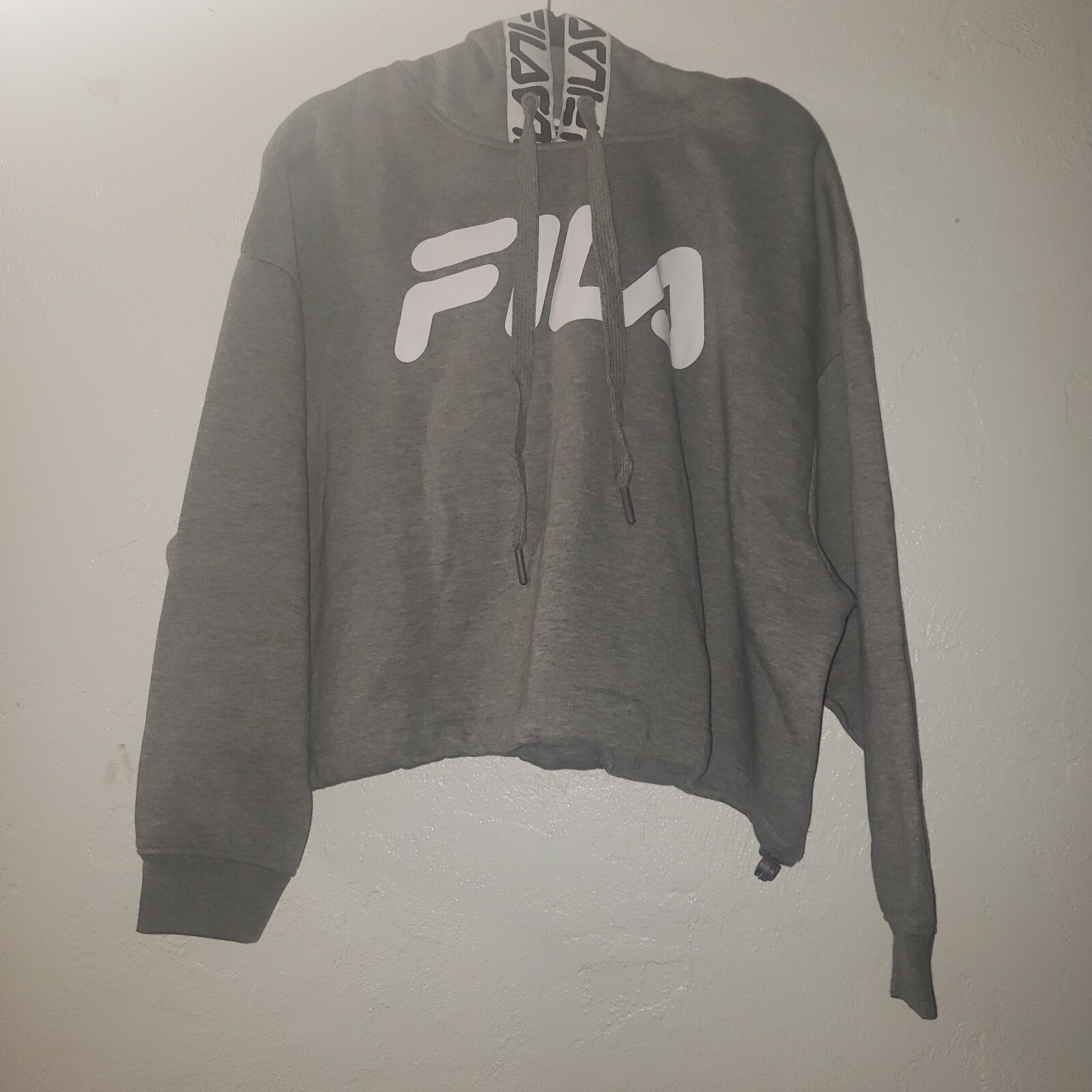 Fila Logo Taping Crop Hoodie Grey Logo Trim woman sweatshirt casual NWT 2X