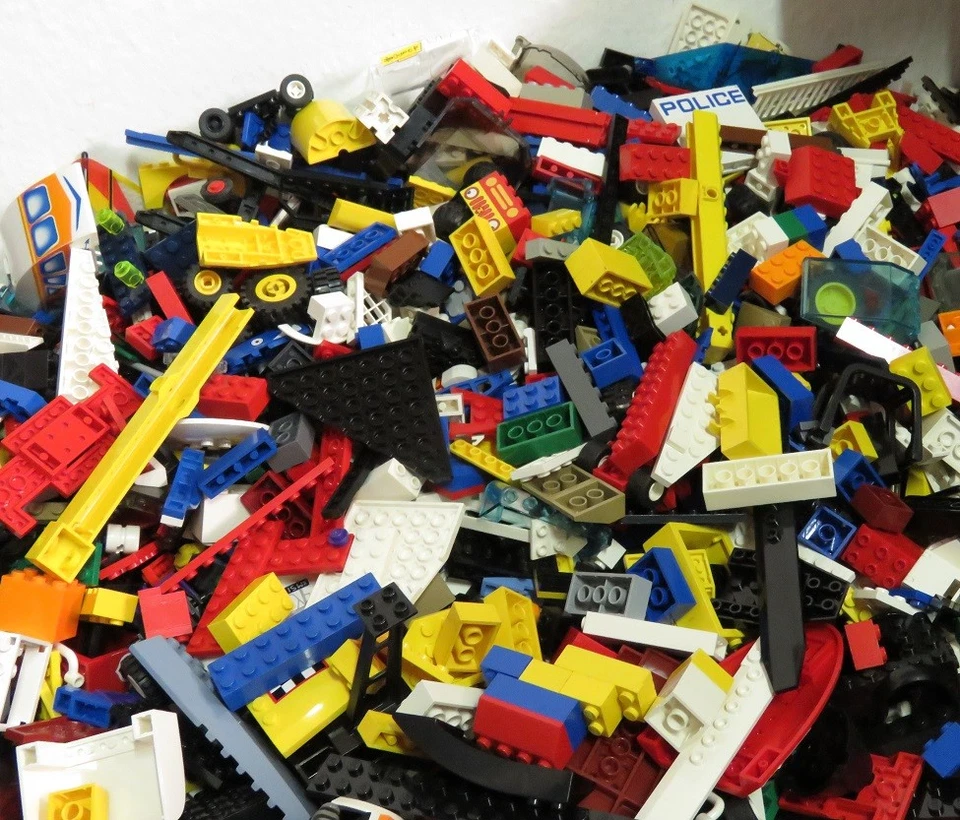 + 1 kg  LEGO ca.700 Teile LEGO Kiloware Platten Räder Sonderteile Steine +  - Bild 2 von 4