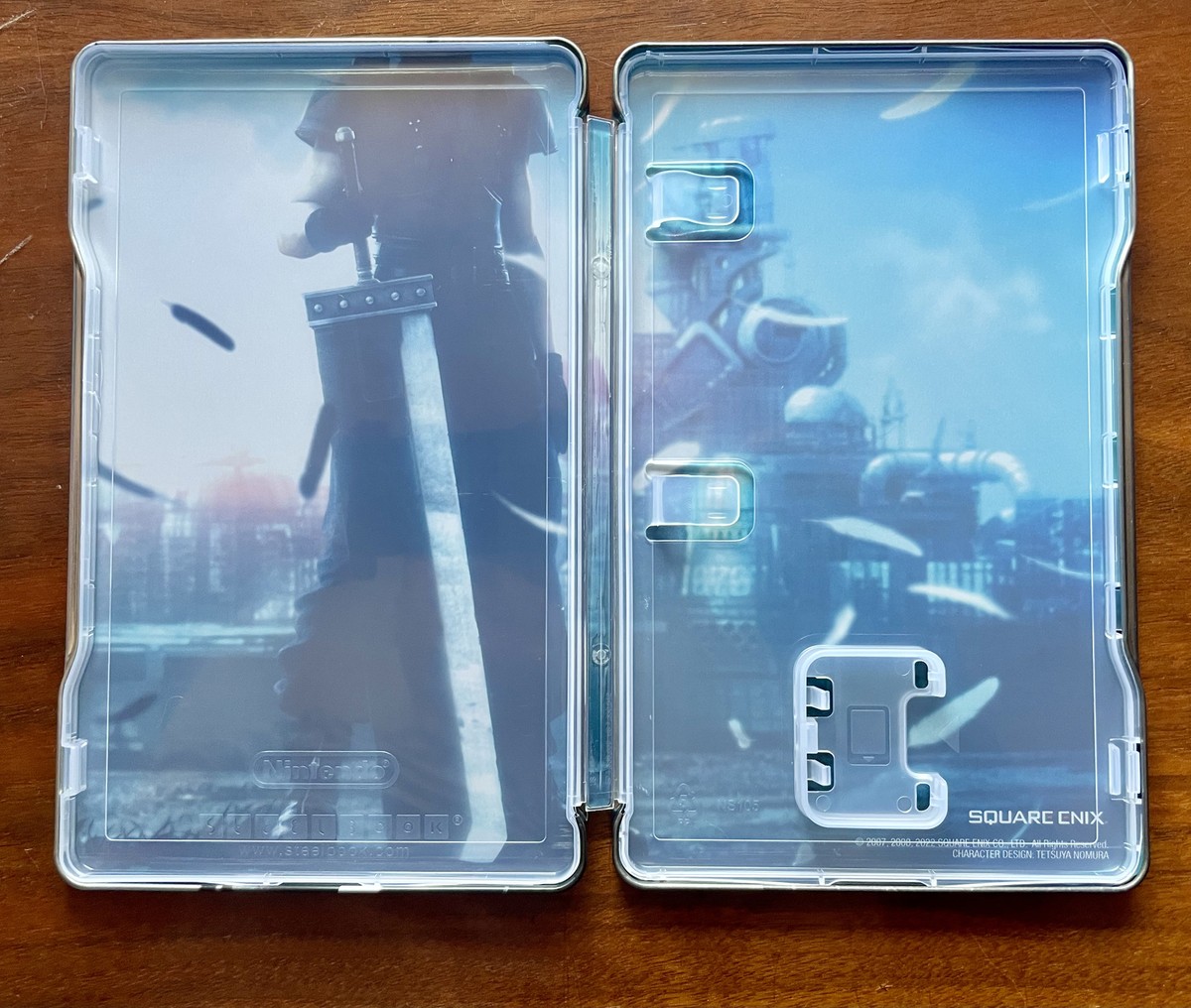 Square Enix Crisis Core Final Fantasy VII Reunion | SteelBook