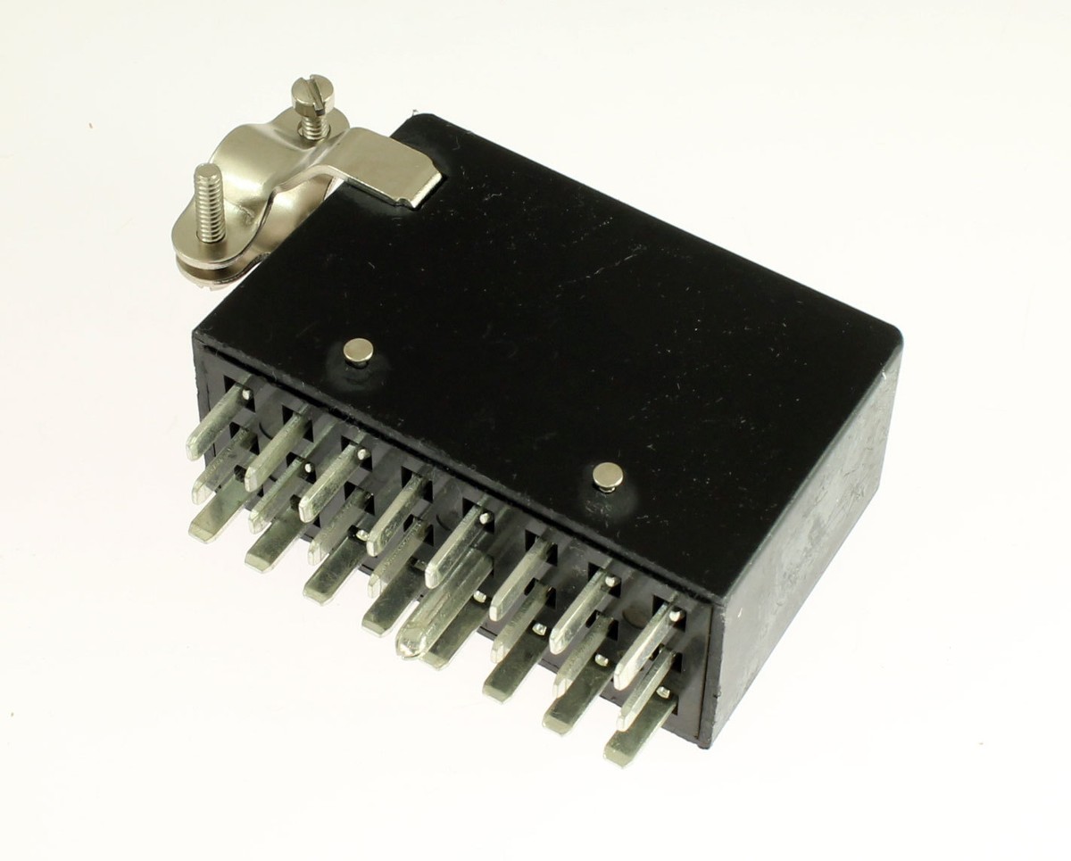 Beau / Cinch Jones P408, 8 Pin MALE INSERT Used In P408CCT Connectors