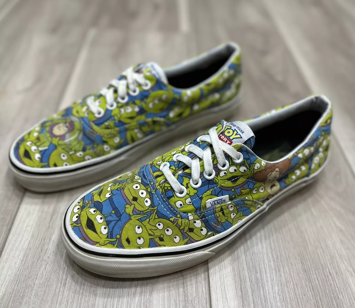 Vintage Vans Era x Pixar Toy Story Aliens Pizza Planet The Claw