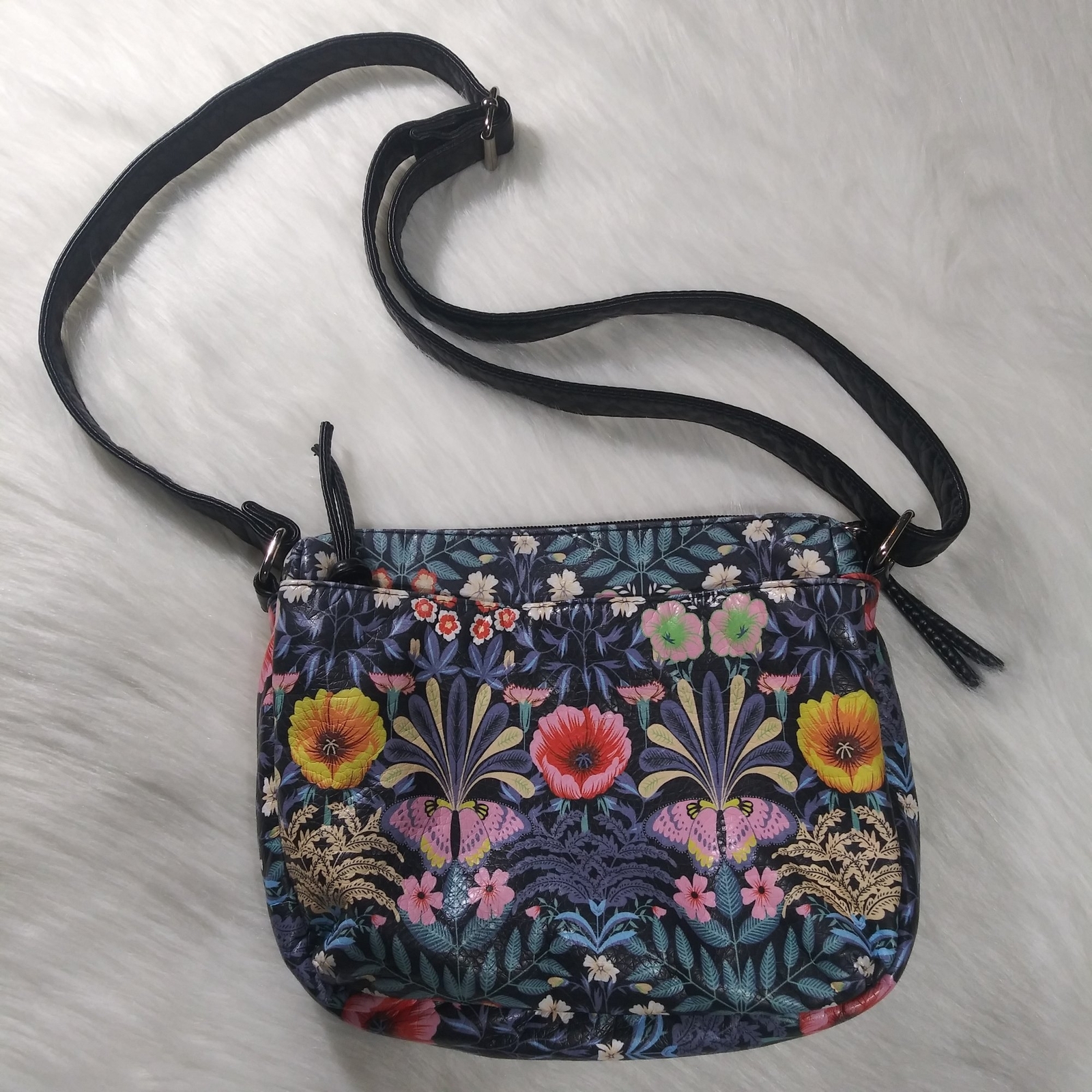 Bueno Adjustable Crossbody Bag Floral Butterfly Black… Gem